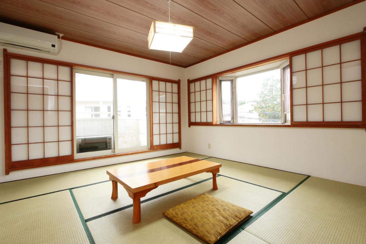 Resort Inn Sakanoshita Fujikawaguchiko Exteriör bild