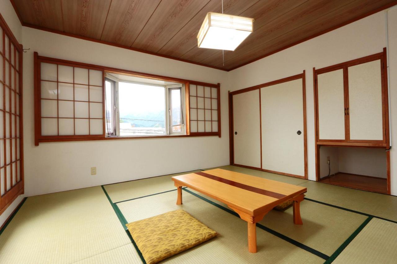Resort Inn Sakanoshita Fujikawaguchiko Exteriör bild